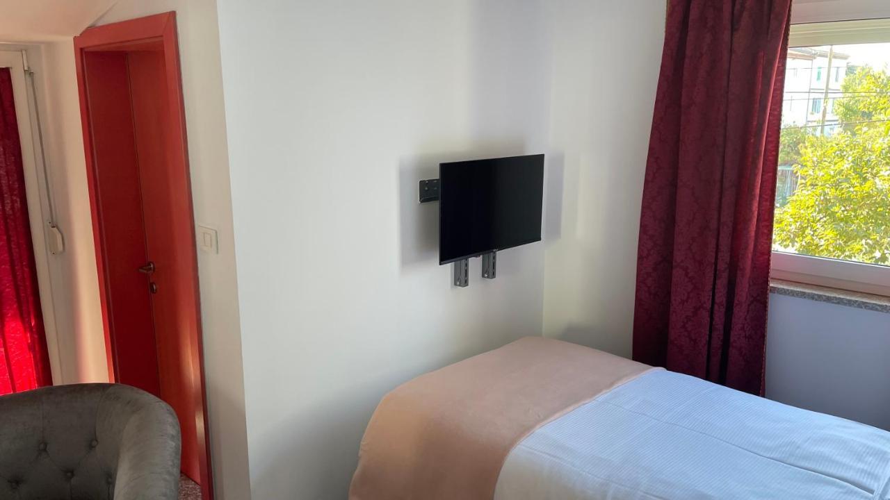 Madonca Rooms & Restaurant Nova Gorica Exterior photo